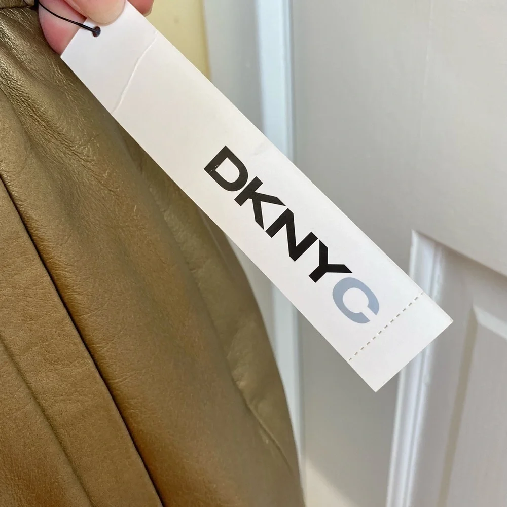 DKNYC NEW Bronze Gold Metallic Leather Skirt Women’s Size 4 NWT